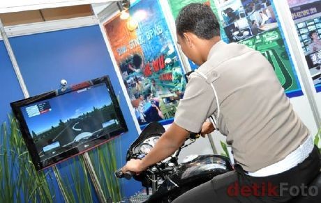 Menunggu Keberanian Polri Mengungkap Tersangka Korupsi Simulator SIM Menunggu Keberanian Polri Mengungkap Tersangka Korupsi Simulator SIM