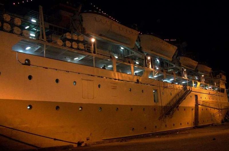 Mudik 2012, PT Pelni Semarang Siapkan 6 Kapal Laut Beragam Tipe Mudik 2012, PT Pelni Semarang Siapkan 6 Kapal Laut Beragam Tipe