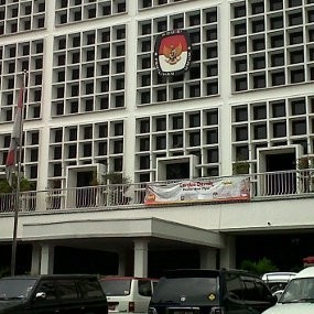 Inilah 12 Parpol yang Gagal Ikut Pemilu 2014 Inilah 12 Parpol yang Gagal Ikut Pemilu 2014
