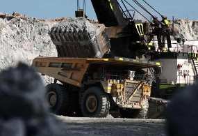 Setoran Newmont ke Negara Jeblok 78% Jadi Tinggal Rp 689 Miliar Setoran Newmont ke Negara Jeblok 78% Jadi Tinggal Rp 689 Miliar