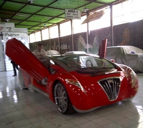 Dahlan Iskan Ngiler Tak Sabar Kendarai Ferrari Listrik Dahlan Iskan Ngiler Tak Sabar Kendarai Ferrari Listrik