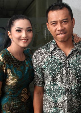 Bangun Rumah Klasik, Anang & Ashanty Habiskan Rp 1 M? Bangun Rumah Klasik, Anang & Ashanty Habiskan Rp 1 M?