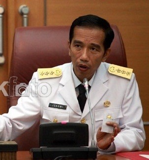 Jokowi Bakal Teken Kenaikan UMP DKI 2013, Asalkan.. Jokowi Bakal Teken Kenaikan UMP DKI 2013, Asalkan..
