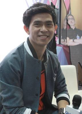 Cakra Khan, Penyanyi Lagu Tergalau 2012 Cakra Khan, Penyanyi Lagu Tergalau 2012
