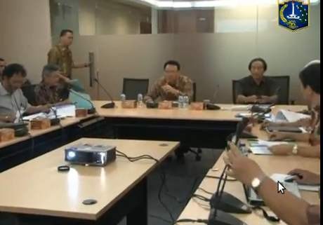 Video Ahok Rapat dengan Dinas PU di YouTube Laris Manis Video Ahok Rapat dengan Dinas PU di YouTube Laris Manis