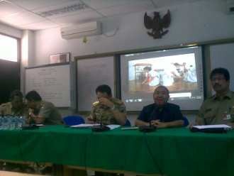 Ahok Sewot SD-SMA Thamrin untuk Siswa Miskin Pintar Diisi yang Berduit Ahok Sewot SD-SMA Thamrin untuk Siswa Miskin Pintar Diisi yang Berduit
