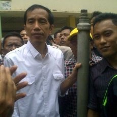 Jokowi Akan Tinjau Banjir di Kampung Melayu Jokowi Akan Tinjau Banjir di Kampung Melayu