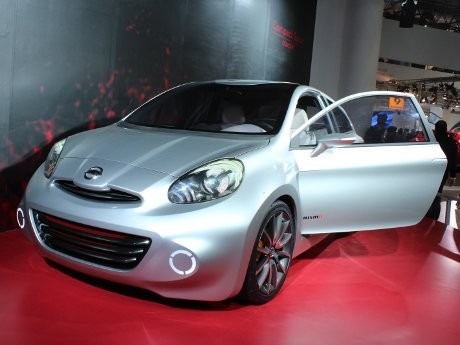 Nissan Pastikan Harga Datsun di Bawah Rp 100 Juta Nissan Pastikan Harga Datsun di Bawah Rp 100 Juta