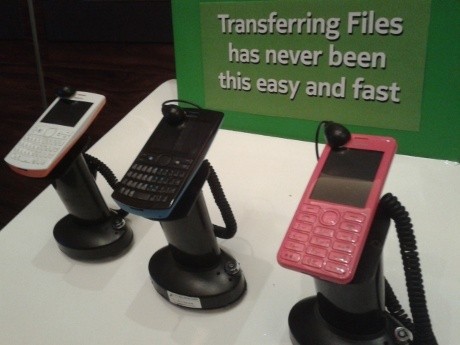 Fitur Slam di Nokia Asha 205 dan Asha 206 (rns/inet) Fitur Slam di Nokia Asha 205 dan Asha 206 (rns/inet)