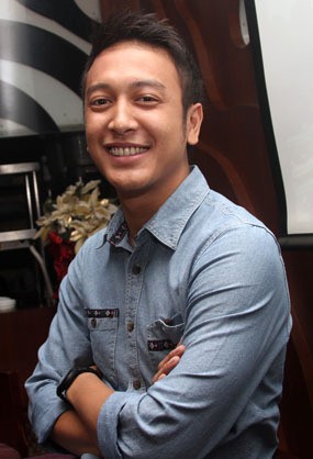 Dimas Anggara Bangga Bisa Lulus Kuliah Tahun Ini Dimas Anggara Bangga Bisa Lulus Kuliah Tahun Ini
