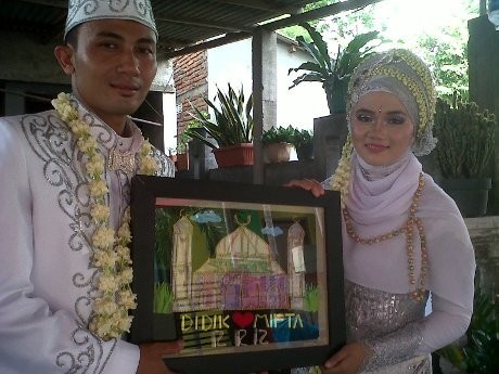 So Sweet! Bermahar Rp 121.212, Didik dan Miftah Menikah Pukul 12.12 So Sweet! Bermahar Rp 121.212, Didik dan Miftah Menikah Pukul 12.12