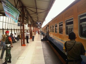 PT KAI Siapkan 12 Kereta Api Tambahan untuk Natal dan Tahun Baru PT KAI Siapkan 12 Kereta Api Tambahan untuk Natal dan Tahun Baru