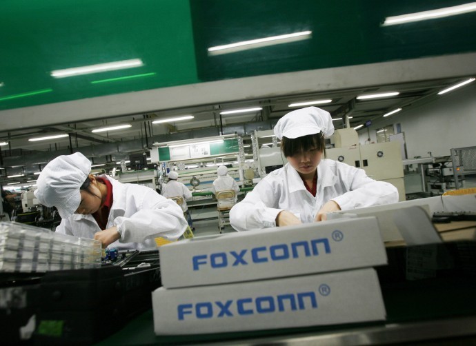 Pabrik Pembuat Komponen iPhone akan Produksi 6 Bulan Lagi Pabrik Pembuat Komponen iPhone akan Produksi 6 Bulan Lagi
