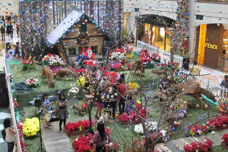 Asyik! Sinterklas 'Open House' di Plaza Senayan
