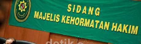 KY Dibentuk Konstitusi, Mengapa Ngurusin Hakim Cantik Selingkuh? KY Dibentuk Konstitusi, Mengapa Ngurusin Hakim Cantik Selingkuh?