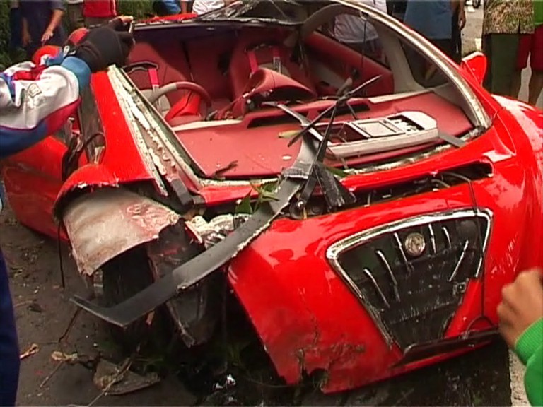 Ini Rupa \Ferrari\ Dahlan yang Rusak Parah Ini Rupa \Ferrari\ Dahlan yang Rusak Parah