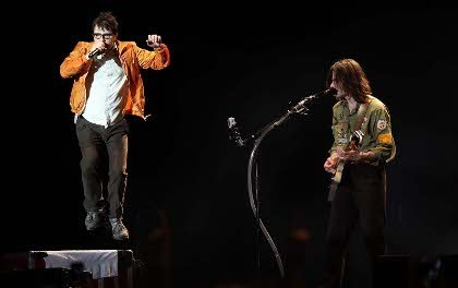 Konser Penantian 18 Tahun Weezer di Jakarta Konser Penantian 18 Tahun Weezer di Jakarta