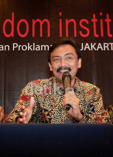 Roy Suryo Ditunjuk Jadi Menpora, Andi Mallarangeng Ucapkan Selamat Roy Suryo Ditunjuk Jadi Menpora, Andi Mallarangeng Ucapkan Selamat