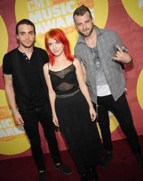 Paramore Nyaris Bubar Saat Ditinggal Farro Bersaudara Paramore Nyaris Bubar Saat Ditinggal Farro Bersaudara