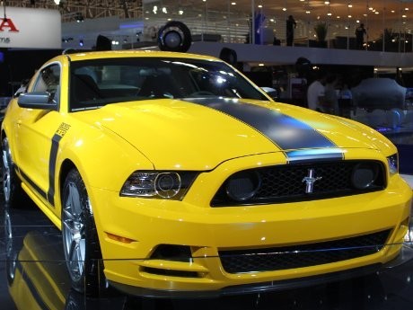 Camaro Pecundangi Mustang Camaro Pecundangi Mustang