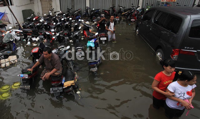 Curah Hujan Berkurang, Jakarta Aman dari Banjir di Awal Pekan Ini Curah Hujan Berkurang, Jakarta Aman dari Banjir di Awal Pekan Ini