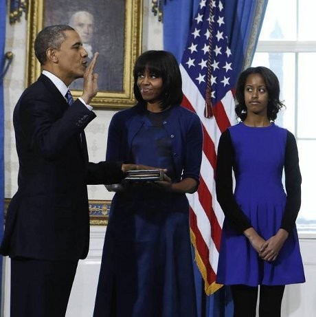 Berpidato Jelang Pelantikan, Obama Puji Poni Baru Michelle Berpidato Jelang Pelantikan, Obama Puji Poni Baru Michelle