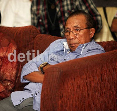 Istri Max Sopacua Meninggal Dunia Istri Max Sopacua Meninggal Dunia