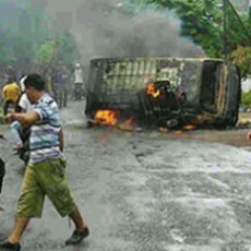 Ini Pemicu Rusuh di Sumbawa Besar Versi Kepolisian Ini Pemicu Rusuh di Sumbawa Besar Versi Kepolisian