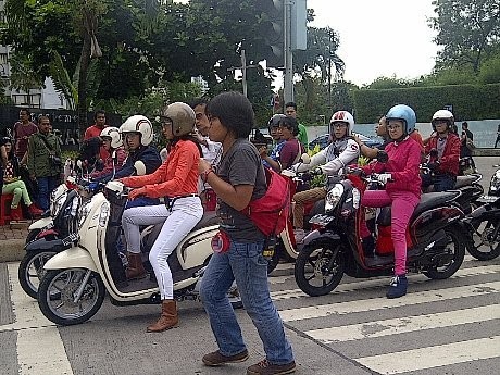 Selain Injeksi, Honda Scoopy Kini Lebih Warna-warni Selain Injeksi, Honda Scoopy Kini Lebih Warna-warni