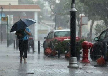 Tak Ada Cuaca Ekstrim, Jakarta Hanya akan Diguyur Hujan Sedang Hari Ini Tak Ada Cuaca Ekstrim, Jakarta Hanya akan Diguyur Hujan Sedang Hari Ini