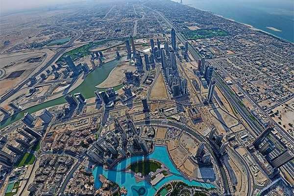 Pemandangan dahsyat dari puncak Burj Khalifa (Gerald Donovan/HIPA) Pemandangan dahsyat dari puncak Burj Khalifa (Gerald Donovan/HIPA)