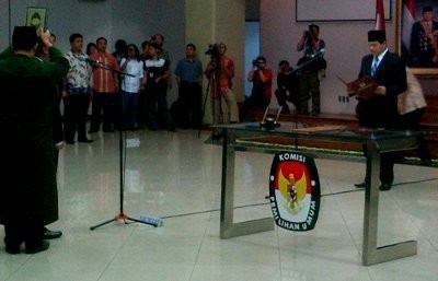 Akhirnya KPU Mempunyai Sekjen Baru Akhirnya KPU Mempunyai Sekjen Baru