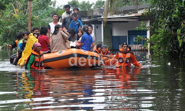 Januari 2013, Indonesia Dirundung 119 Bencana Januari 2013, Indonesia Dirundung 119 Bencana