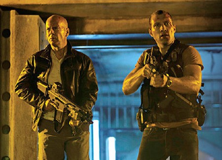 Bruce Willis: Ya, Akan Ada Film ke-6 \Die Hard\ Bruce Willis: Ya, Akan Ada Film ke-6 \Die Hard\