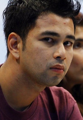Raffi Ahmad Ditangkap BNN, Tya Ariestya Menangis Raffi Ahmad Ditangkap BNN, Tya Ariestya Menangis