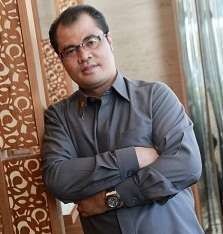 Aceng Fikri Nikahi Perempuan yang Jadi Pengacara Istrinya Aceng Fikri Nikahi Perempuan yang Jadi Pengacara Istrinya