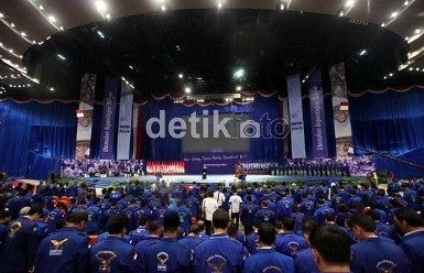 KLB Akhir Maret, Petinggi PD Mulai Pecah Kongsi KLB Akhir Maret, Petinggi PD Mulai Pecah Kongsi