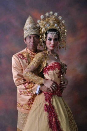 Cerita Lina Marlina Bertemu Kiwil Cerita Lina Marlina Bertemu Kiwil