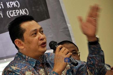 Bambang Soesatyo: Batalkan Kunker Komisi III ke 4 Negara Eropa! Bambang Soesatyo: Batalkan Kunker Komisi III ke 4 Negara Eropa!