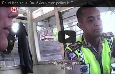 Tilang Bule, Polisi Bali Minta \Damai\ Tilang Bule, Polisi Bali Minta \Damai\