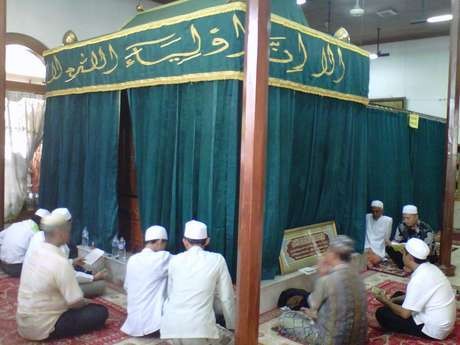 Masjid Keramat Luar Batang (Syarifah/detikTravel) Masjid Keramat Luar Batang (Syarifah/detikTravel)