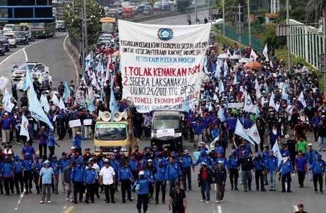 Buruh Ancam Demo Tolak Kenaikan Harga BBM Subsidi Buruh Ancam Demo Tolak Kenaikan Harga BBM Subsidi