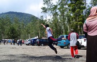 i fly to kawah putih i fly to kawah putih