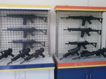 Ini Senjata Ala Pasukan SWAT Produksi Bandung Ini Senjata Ala Pasukan SWAT Produksi Bandung