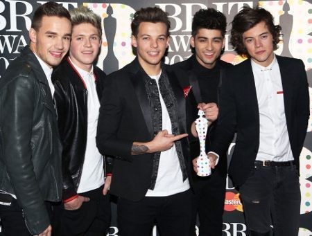 One Direction dan Adele Musisi Muda Terkaya di Inggris Raya One Direction dan Adele Musisi Muda Terkaya di Inggris Raya
