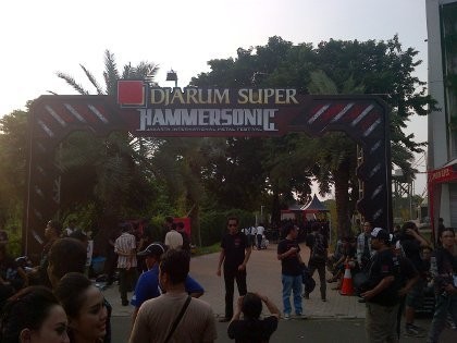 Ratusan Metalhead Bersiap Berpesta di Hammersonic 2013 Ratusan Metalhead Bersiap Berpesta di Hammersonic 2013