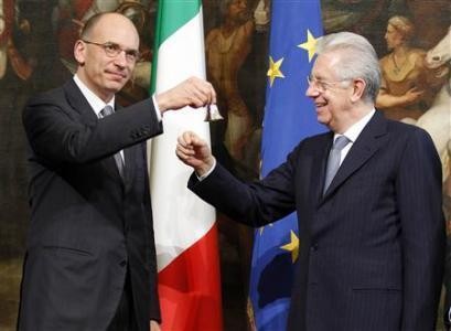 Usai Tembak 2 Polisi di Italia, Pelaku: Tembak Saya, Tembak Saya! Usai Tembak 2 Polisi di Italia, Pelaku: Tembak Saya, Tembak Saya!