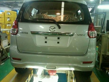Kembaran Ertiga, Mazda VX-1 Tersedia 3 Varian Kembaran Ertiga, Mazda VX-1 Tersedia 3 Varian