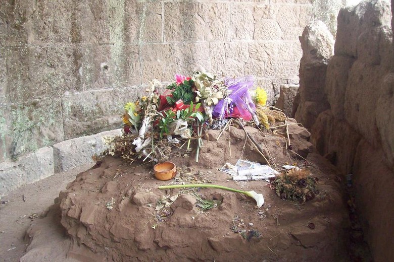 Makam Julius Caesar yang jelek dan sederhana (Fitraya/detikTravel) Makam Julius Caesar yang jelek dan sederhana (Fitraya/detikTravel)