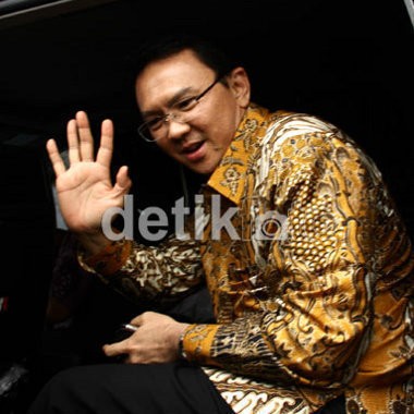 Disebut Arogan oleh Kemendagri Terkait e-KTP, Ahok: Okelah! Disebut Arogan oleh Kemendagri Terkait e-KTP, Ahok: Okelah!